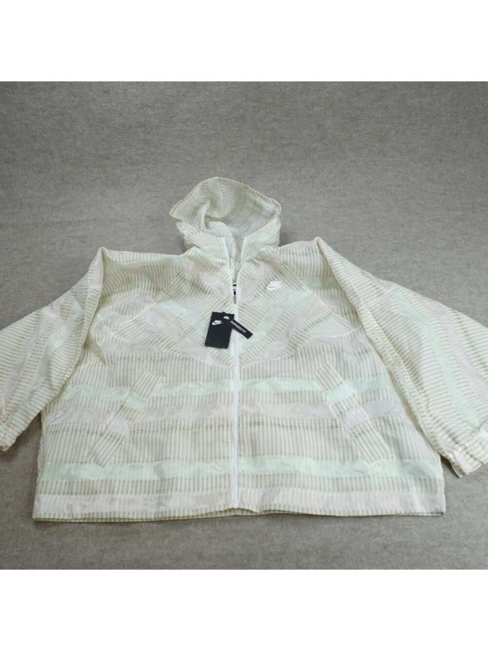 Nike Womens Jacket XL White Windrunner Earth Day CZ9246 NEW